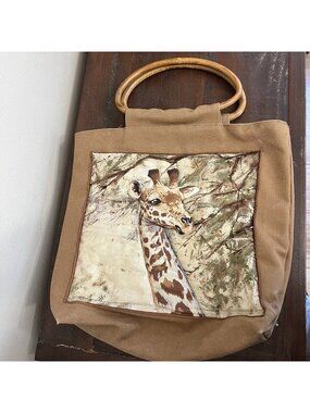 Heirloom Designs Lookout Mountain TN Giraffe Canvas Tote Wood Handles 14x12